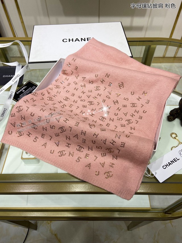 CHANEL專櫃新款網紅爆款系列女士圍巾 香奈兒秋冬專櫃字母鑲鑽披肩  mmj1423